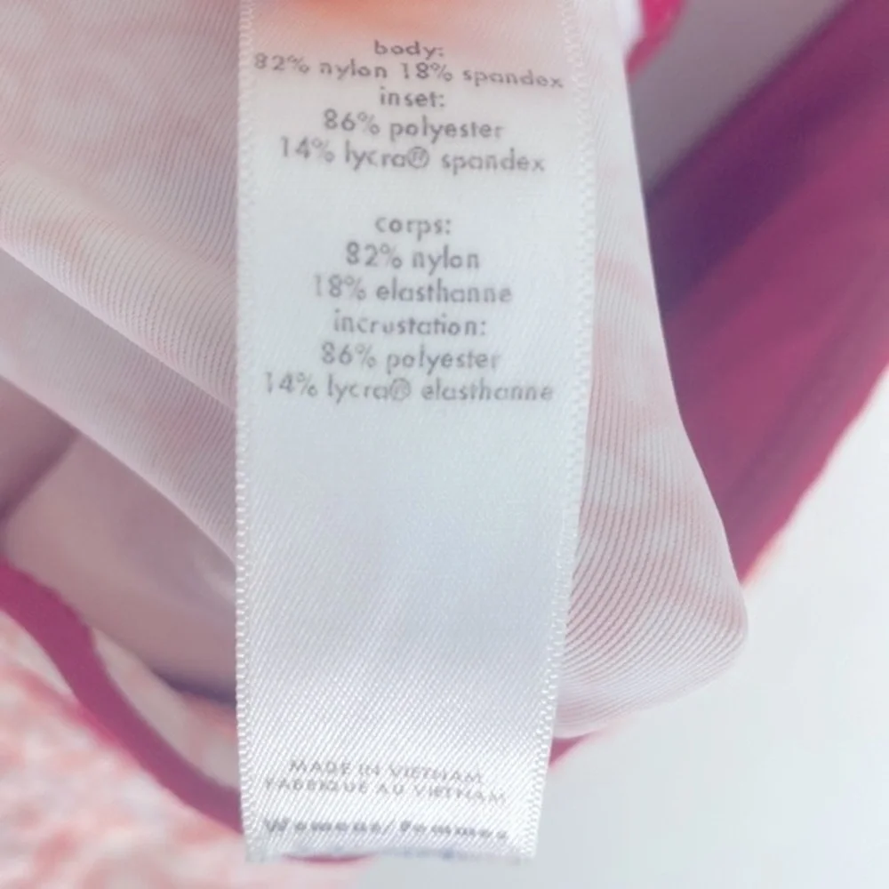 Lucy tie side scrunched Raspberry & White‎  Tankini, Size M